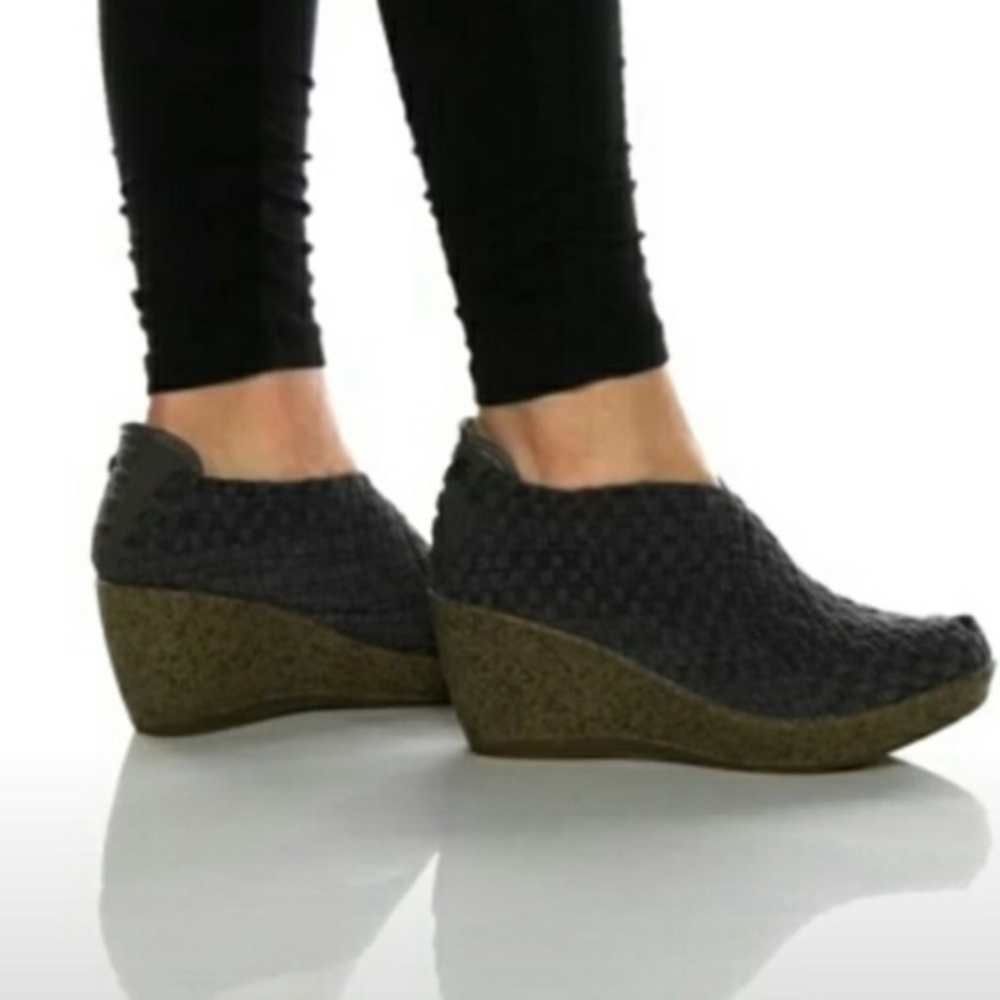 Bernie Mev Sexy Chenille Womens Slip On Size EU 39/ US 8.5 or 9
